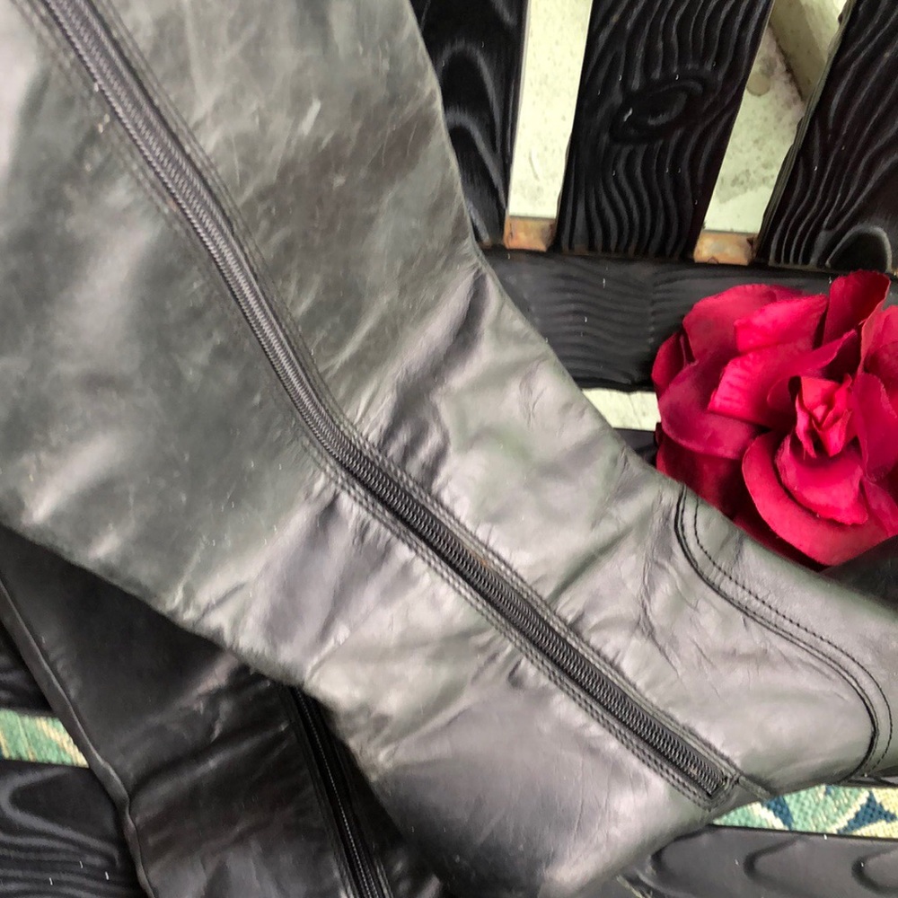 Libby Edelman Leather Boots - image 6